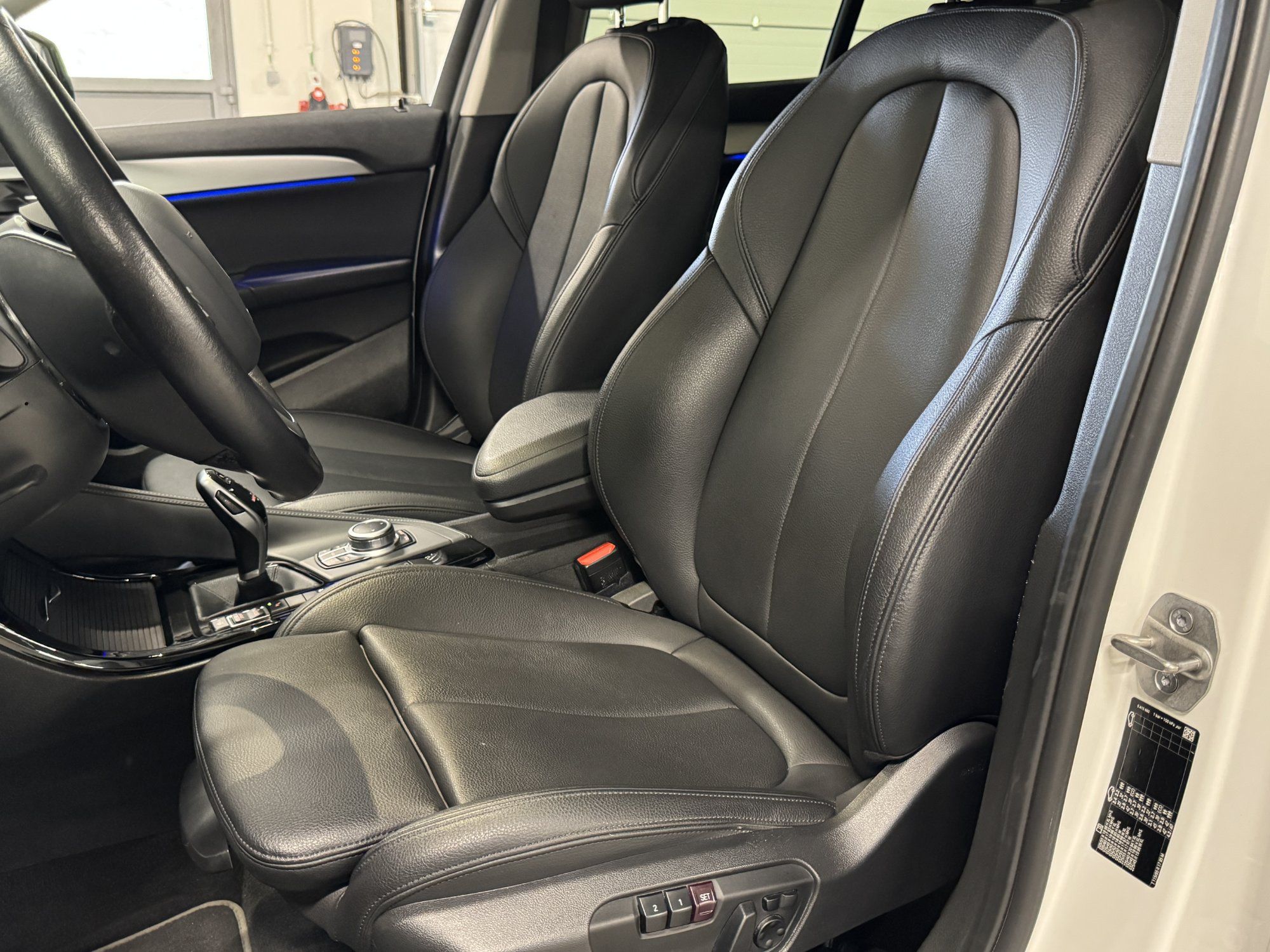 BMW X2 18d M - фото 7